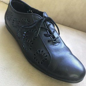 Women’s Heavenly Comfort SZ 8M Black Leather Lace-up Thin Wedge Shoes Breathable